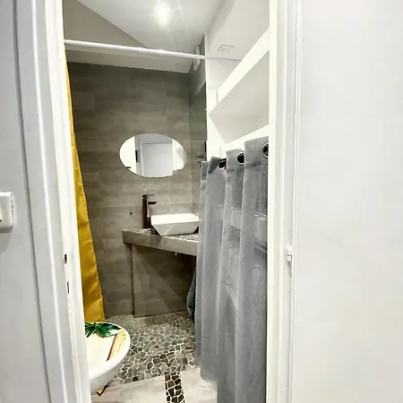 Apartament Moderne A Cap D'agde - 15 M² - Proche Des Plages *