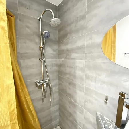 Apartament Moderne A Cap D'agde - 15 M² - Proche Des Plages